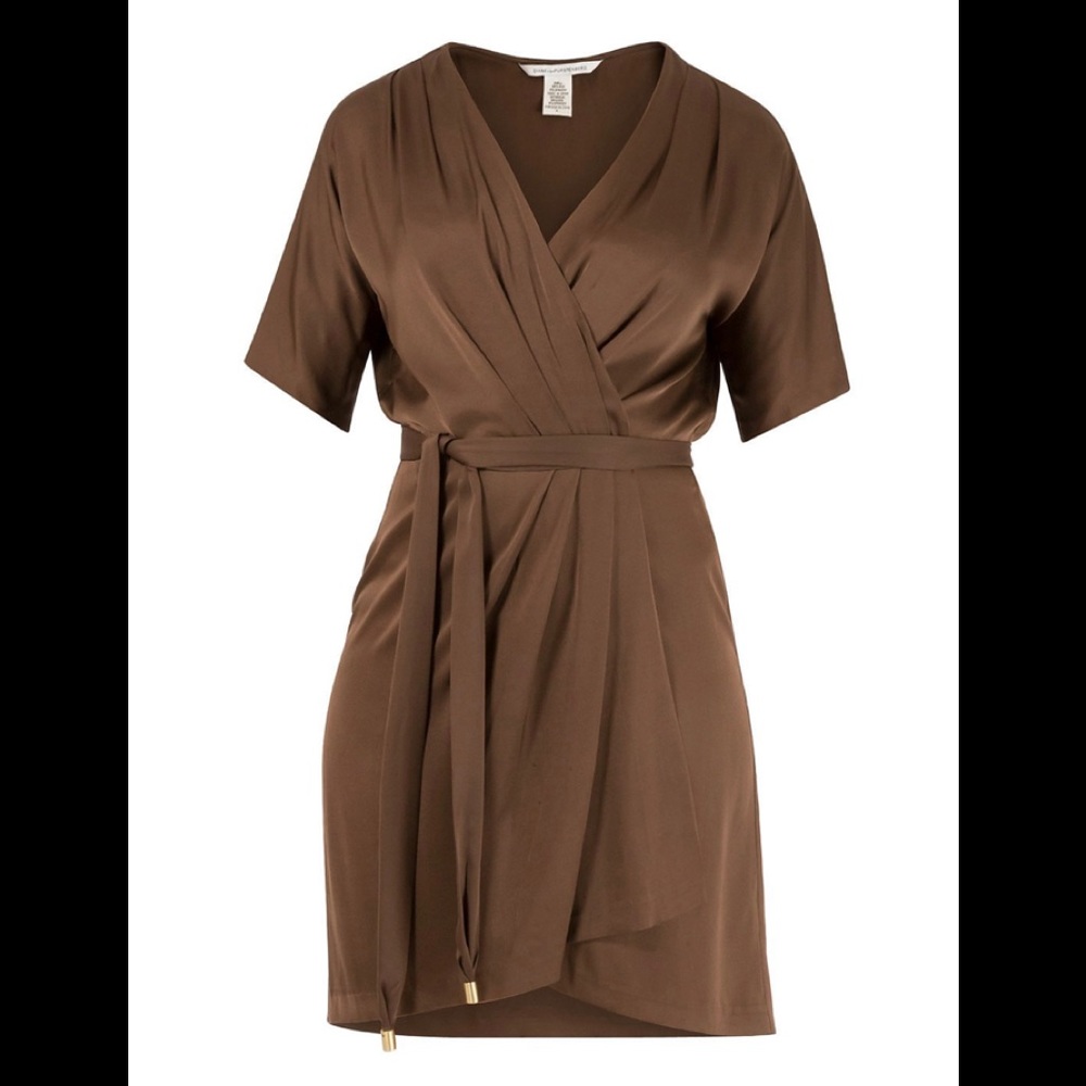 NWOT Diane von Furstenberg silk wrap dress.
